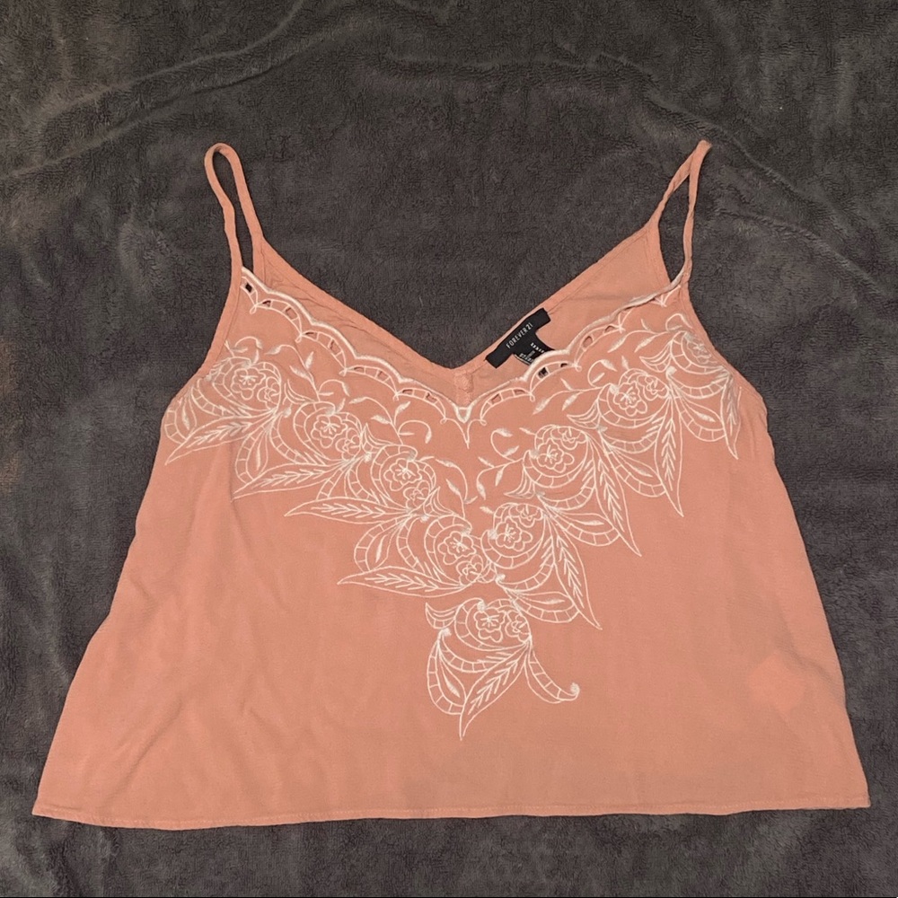 Forever21 embroiderd Tank Top